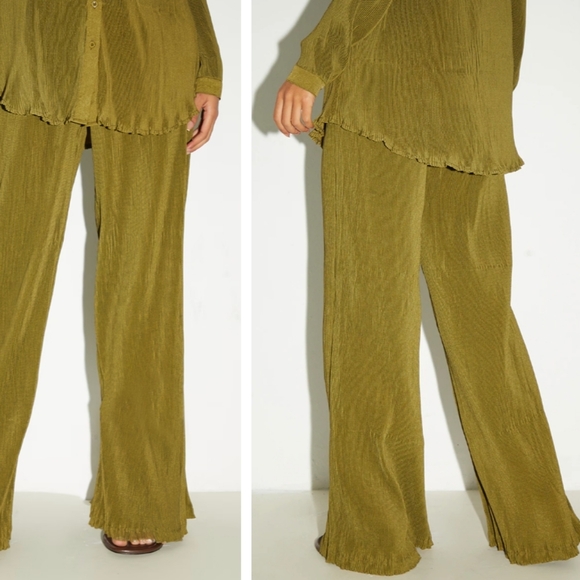 NEW PrettyLittleThing Tall Olive Plisse High Waisted Wide Leg Pants Size 16 - Picture 3 of 11
